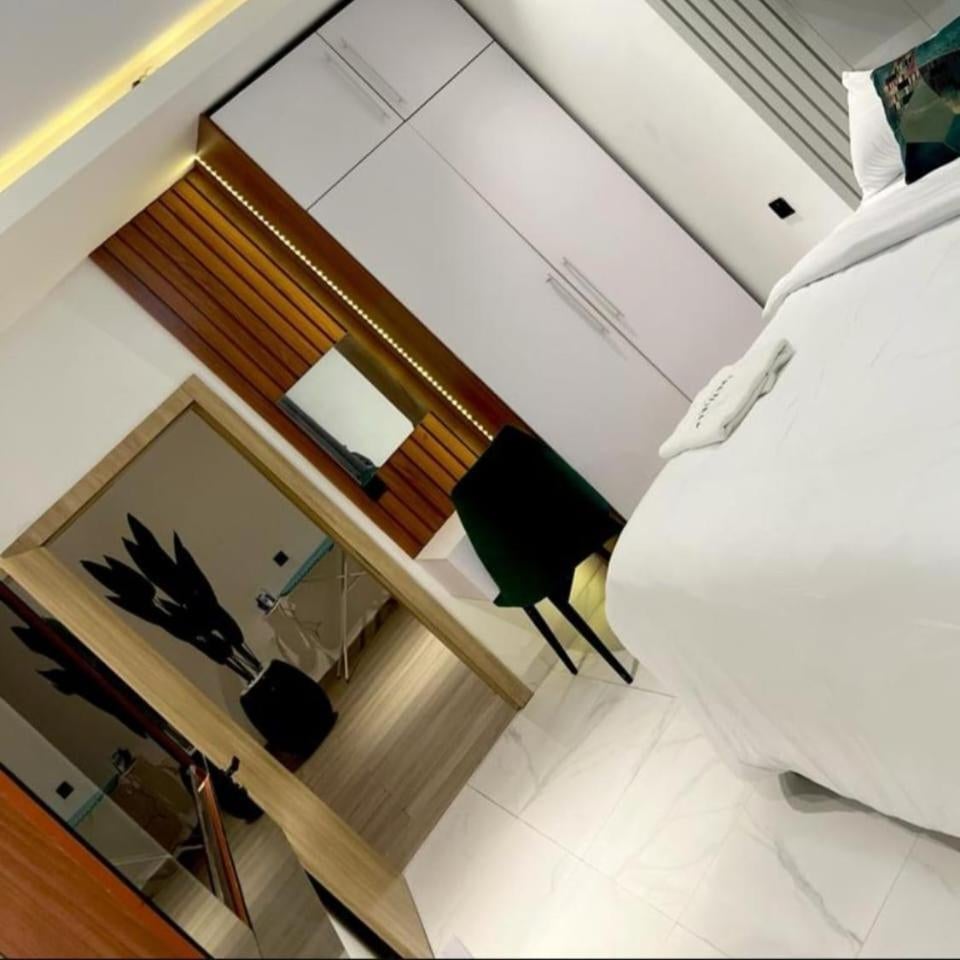 Greyfield Apartment 1 Thumbnail