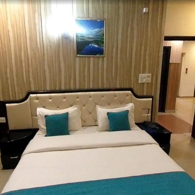 Hotel Leisure Palace