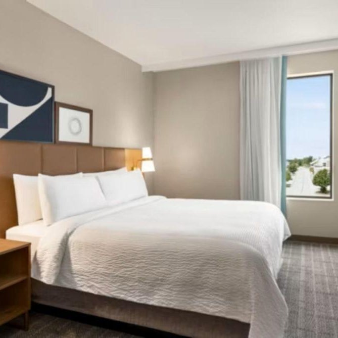 Staybridge Suites Detroit North Royal Oak By IHG