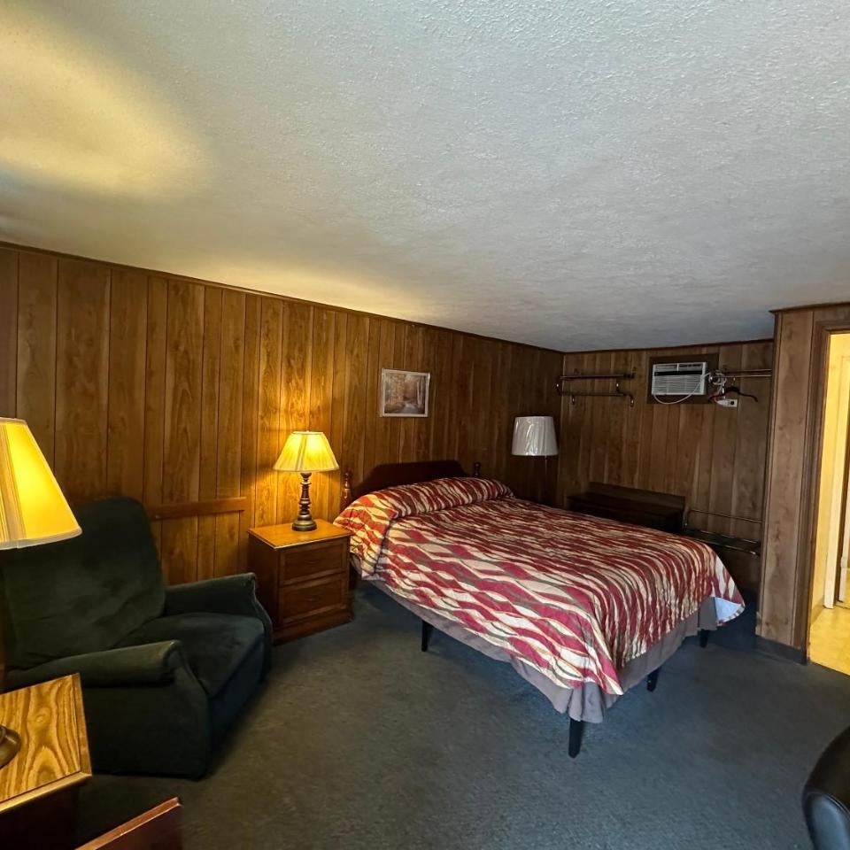 Country Inn Motel & RV Park