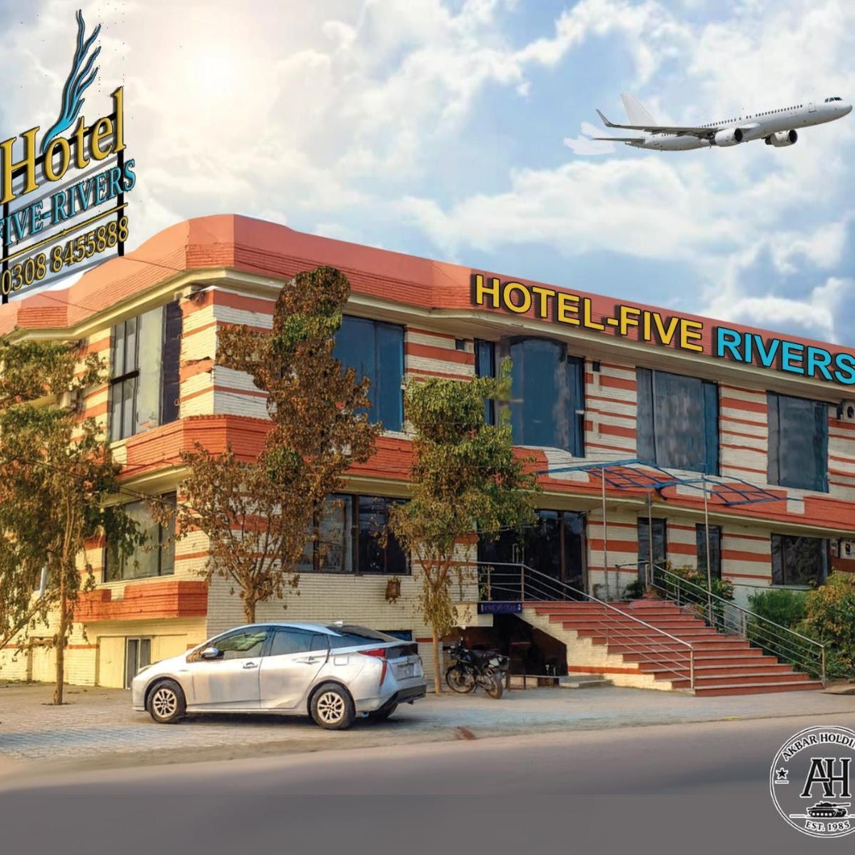 Hotel Five Rivers - 2 Min to Allama Iqbal International Airport, Lahore