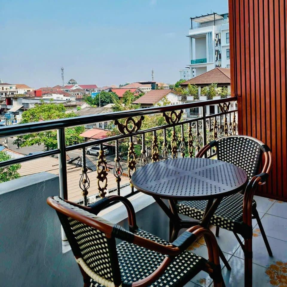 Peaceful 2 Hotel