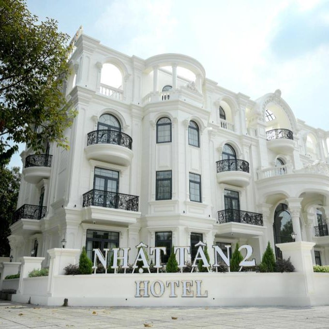 Nhật Tân 2 Hotel