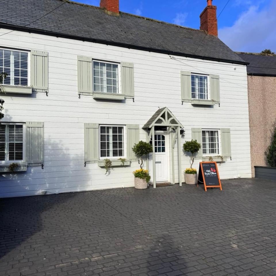 The Old Post Office - B&B and Coffee Shop