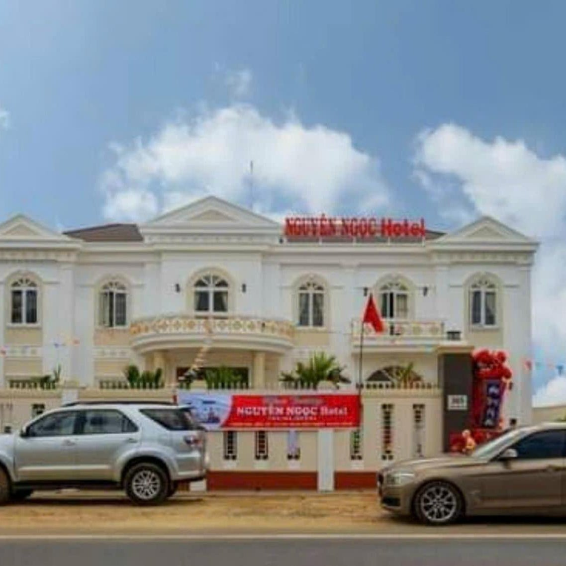 Nguyên Ngọc Hotel