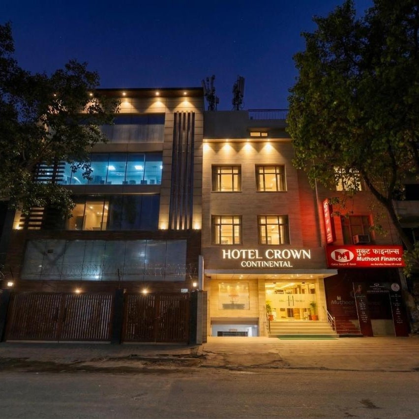 Hotel Crown Continental - 1 Minute From Gaffar Market Karol Bagh New Delhi
