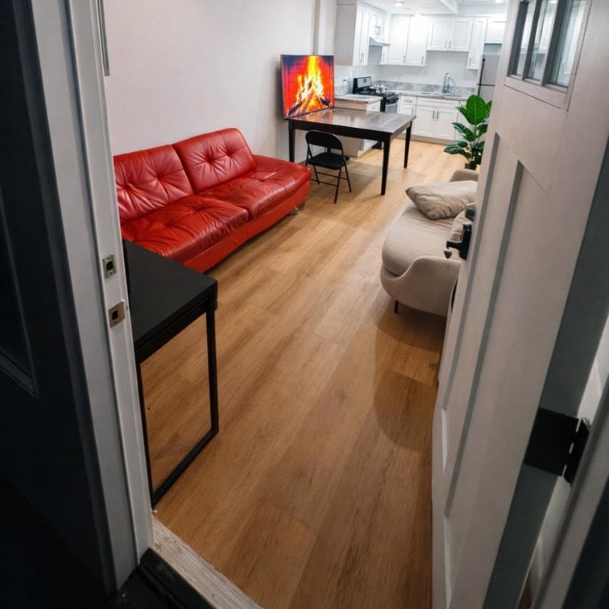 Vernon Stay Near BMO Stadium