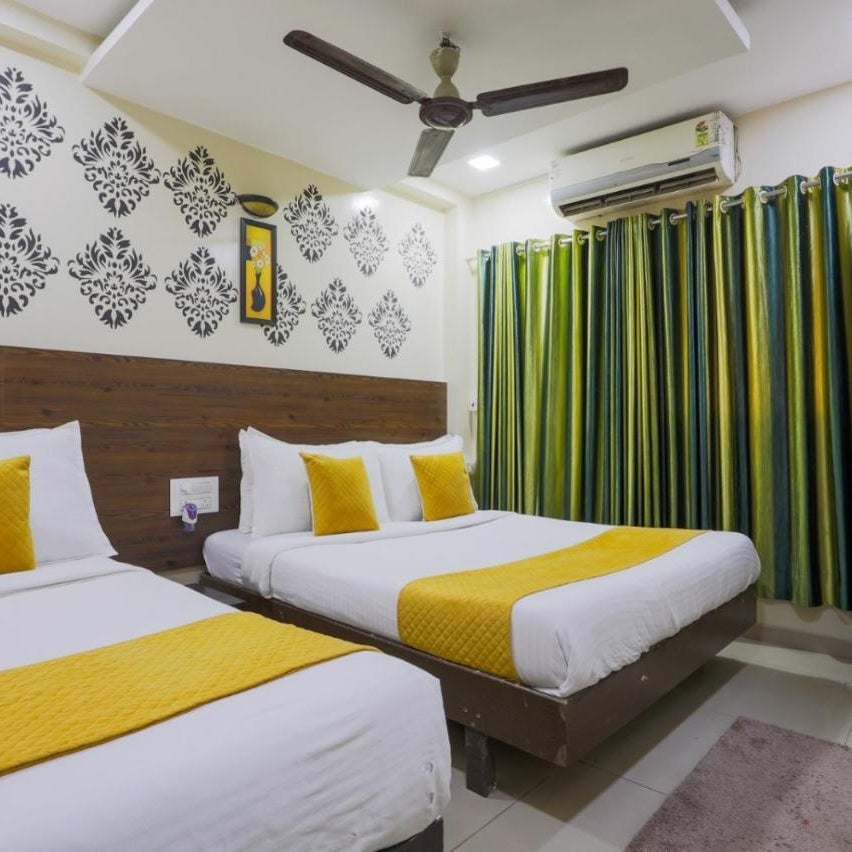 Golden Stay BKC Thumbnail