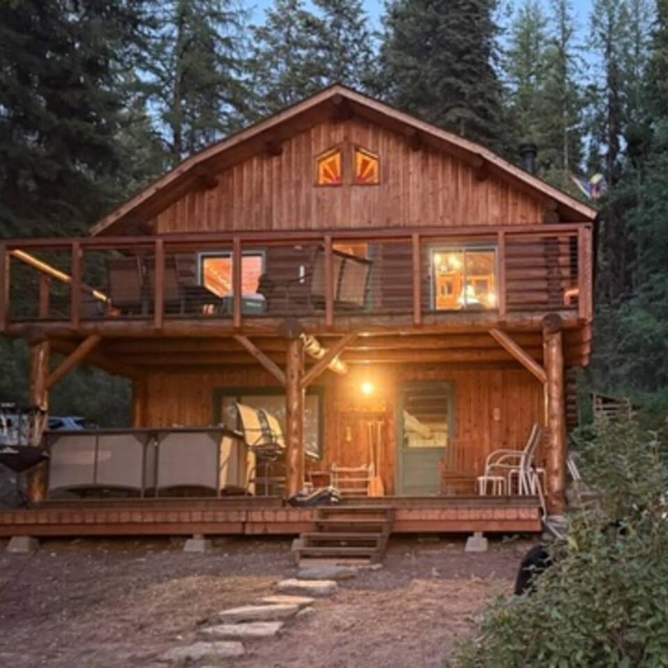 Corkys Cabin-Lake Front Thumbnail