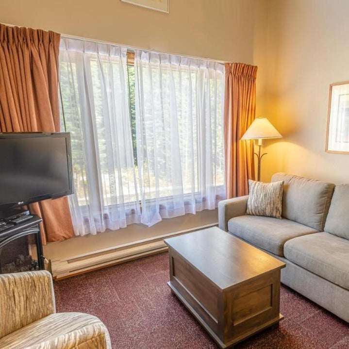 Cahilty #433 Hotel Room