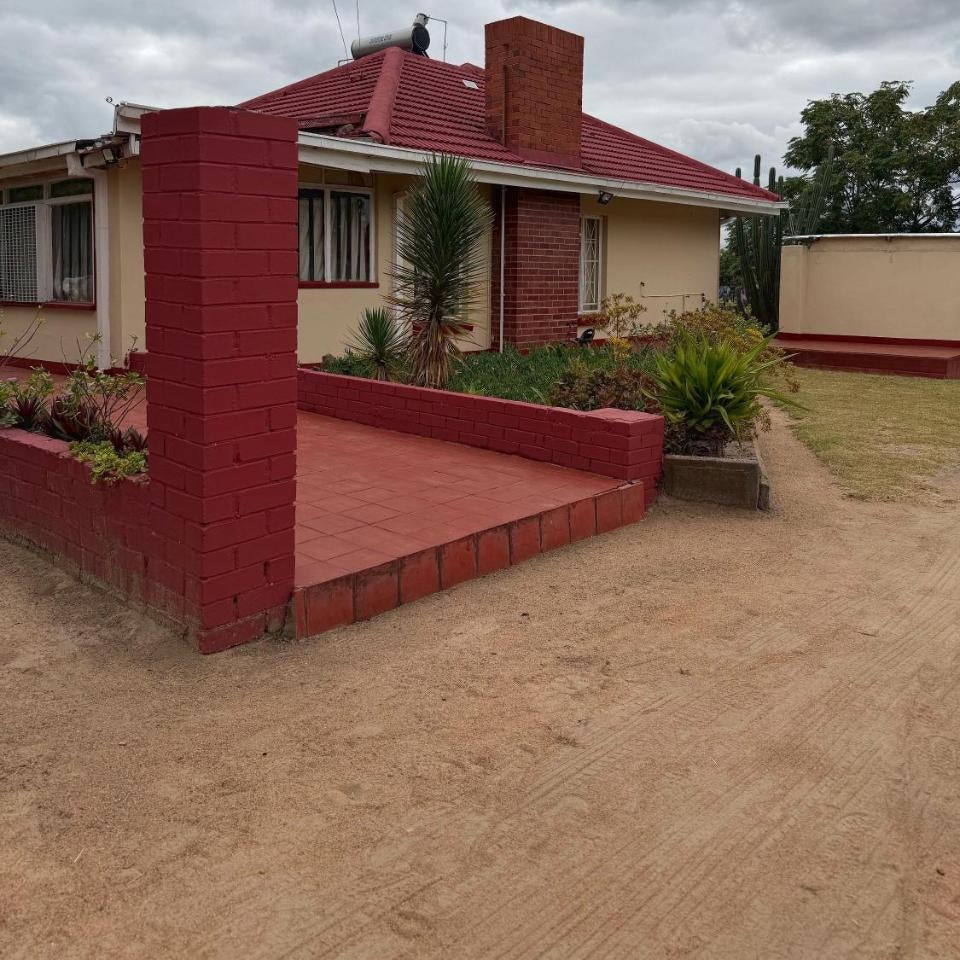 Cottage Near RG Mugabe Airport Thumbnail