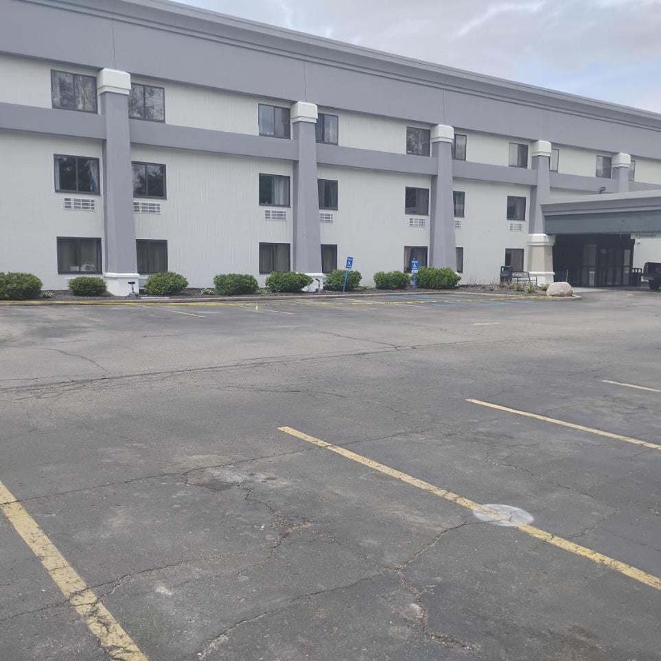 Battle Creek Hotel Thumbnail