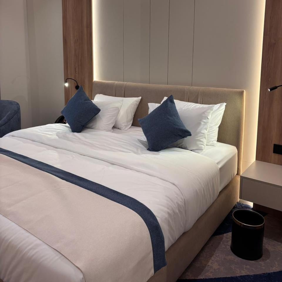Voyage Expo Suites