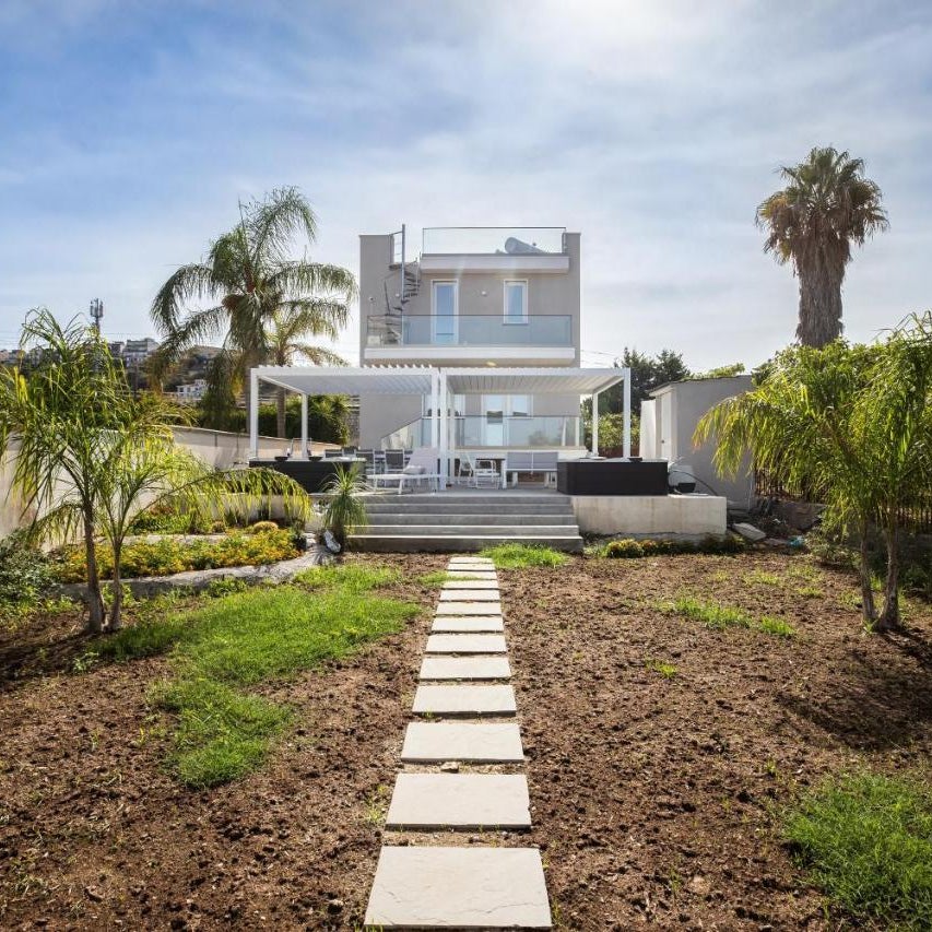 Richgood Luxury Homes sea view