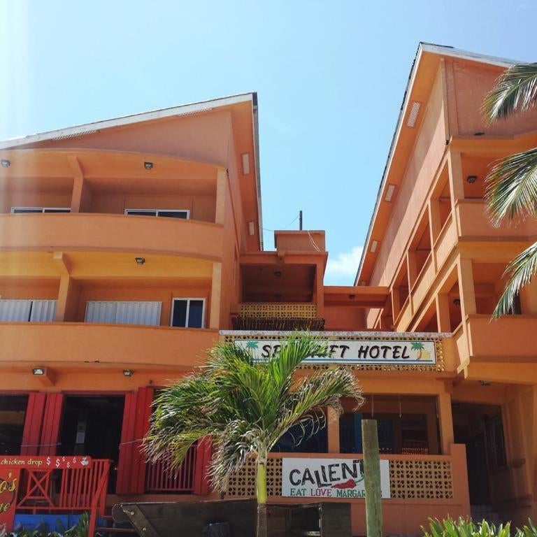 Hotel Spindrift & Golf Cart Rental