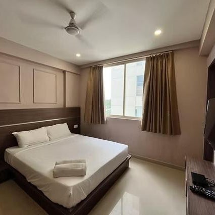 Gayatri Nest