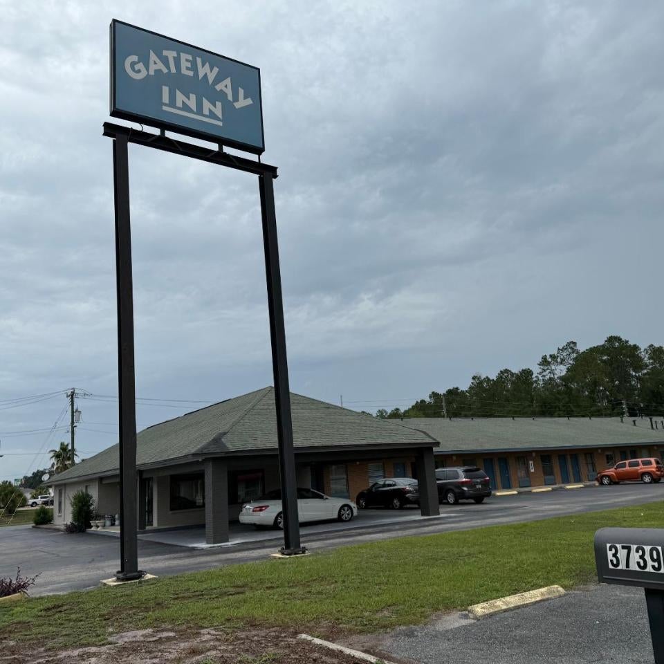 Gateway Inn