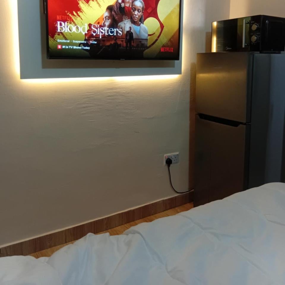 Single Room Apartment with Unlimited wifi and 24seven electricity