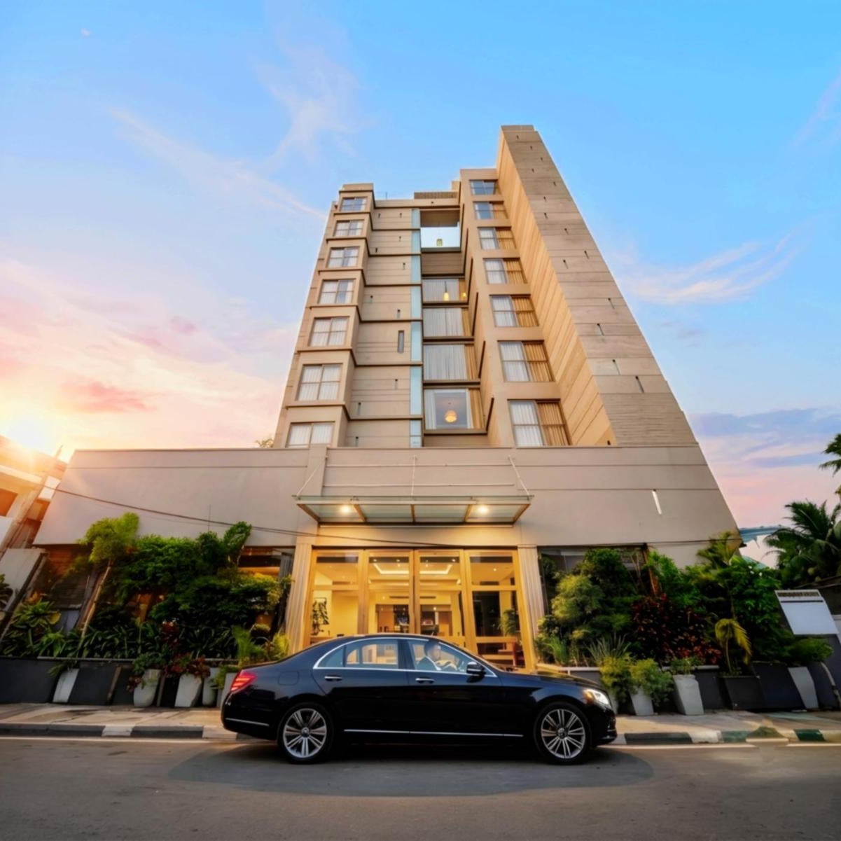 Elite Hotel Airport Thumbnail