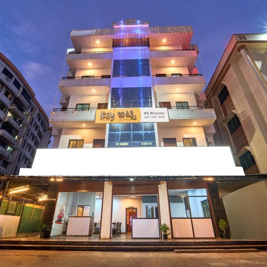 Itsy Hotels R S Bhavan, 2 Km From MIT Gate