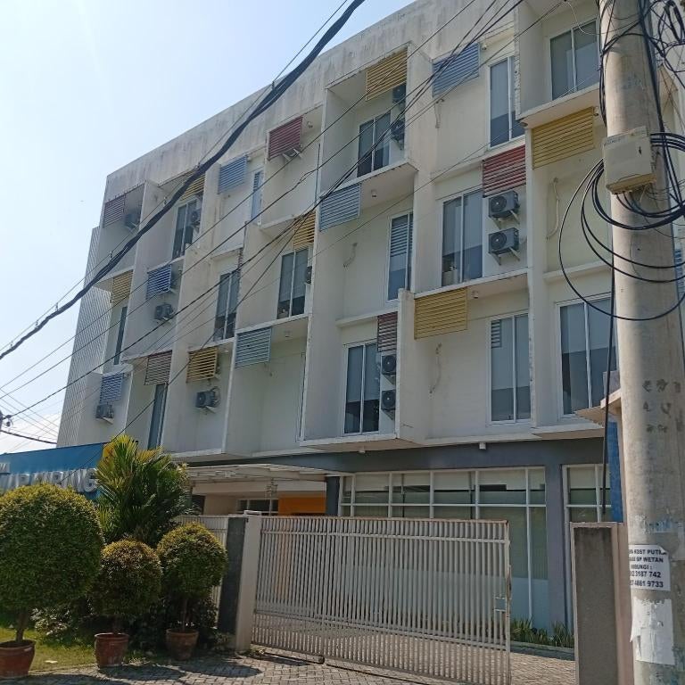 Townhouse Oak Hotel Damar Kurung