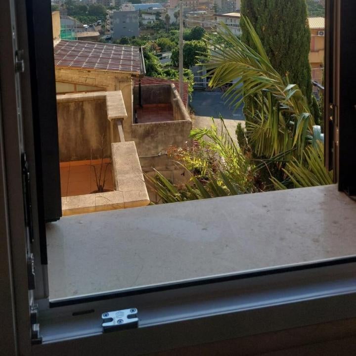 Zita Lapis la finestra sullo Stretto