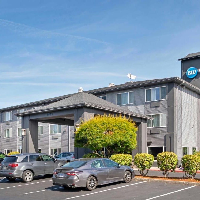 Best Western Cascade Inn & Suites Thumbnail