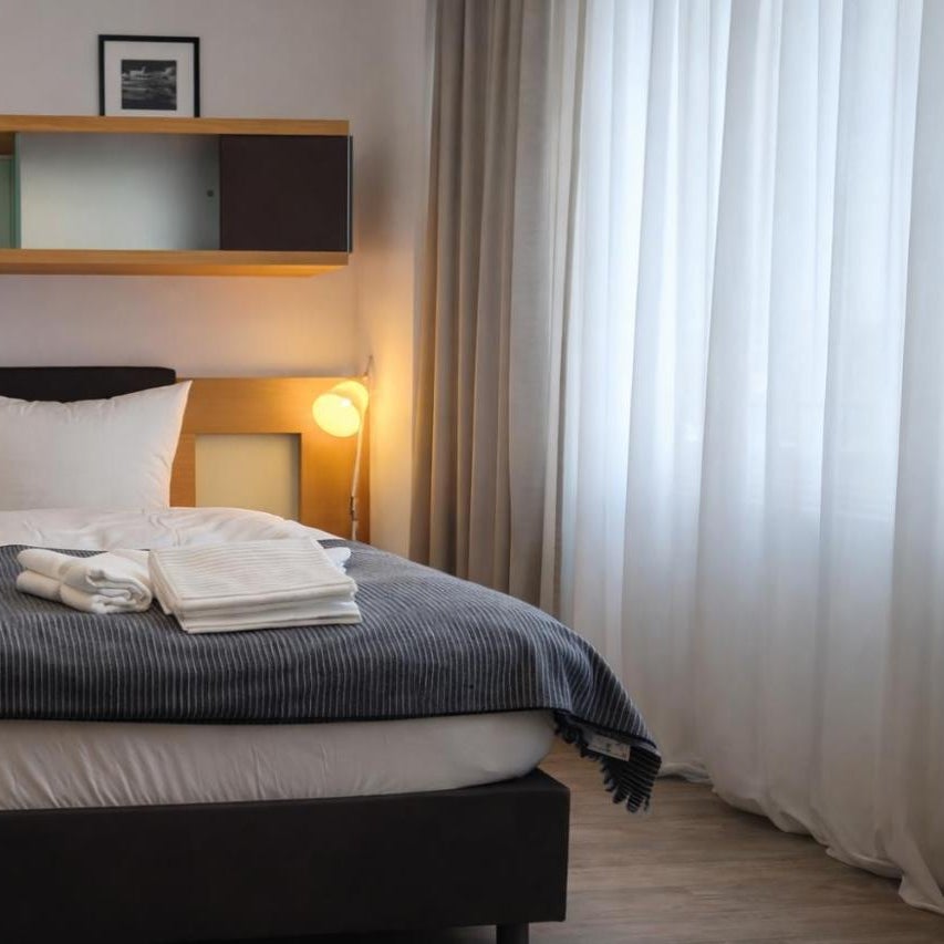 Check-Inn Hotel - free parking