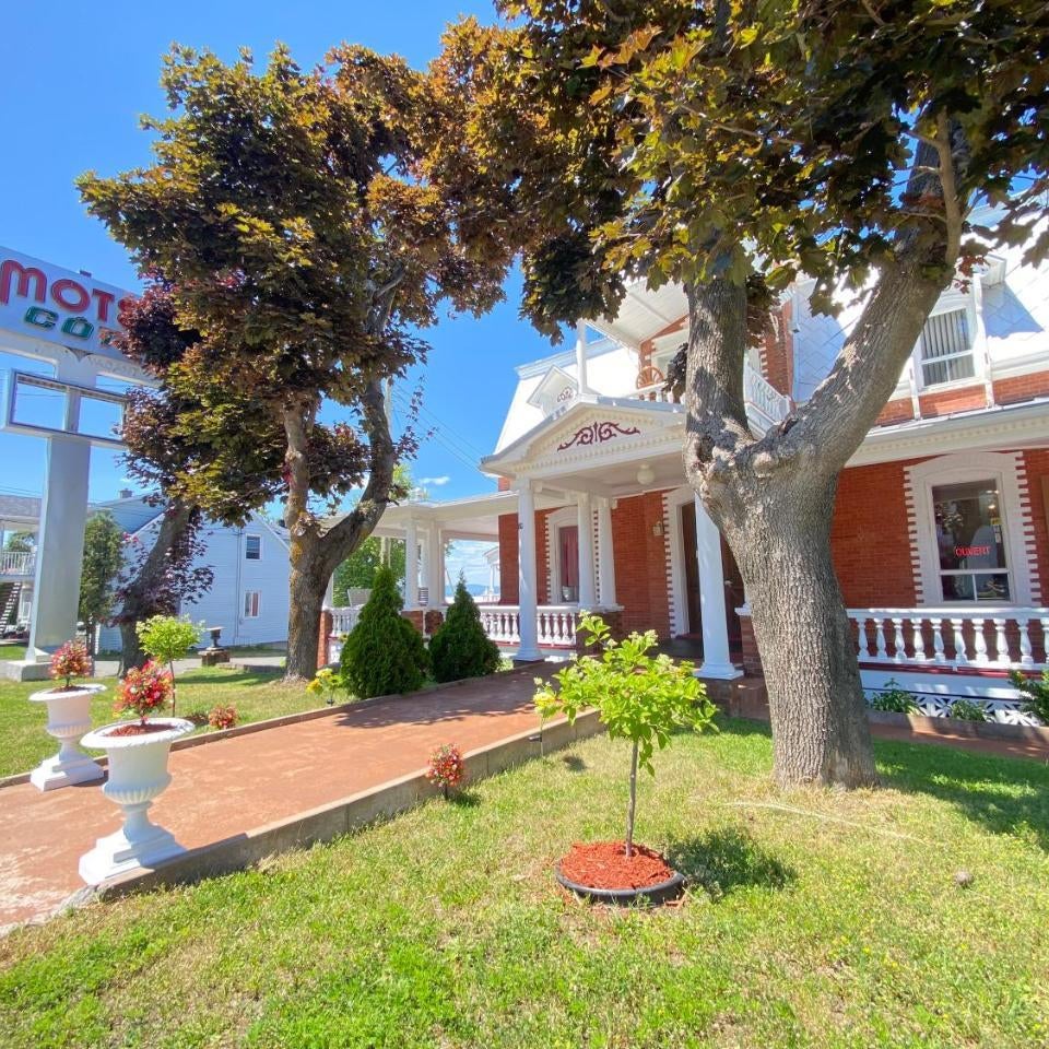 Hôtel Motel T Côté