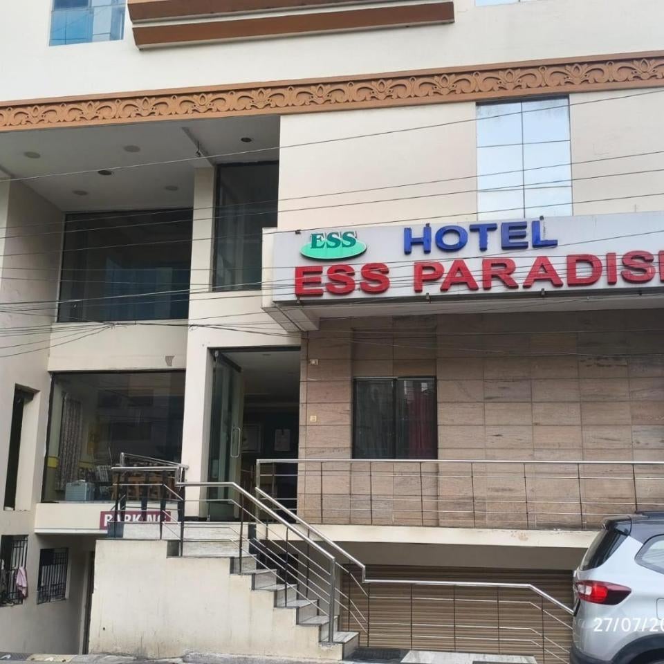 Hotel ESS Paradise