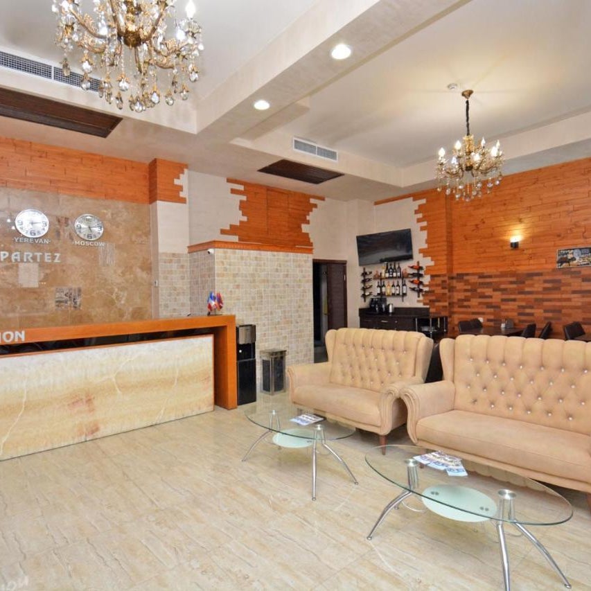 Hotel Partez Thumbnail