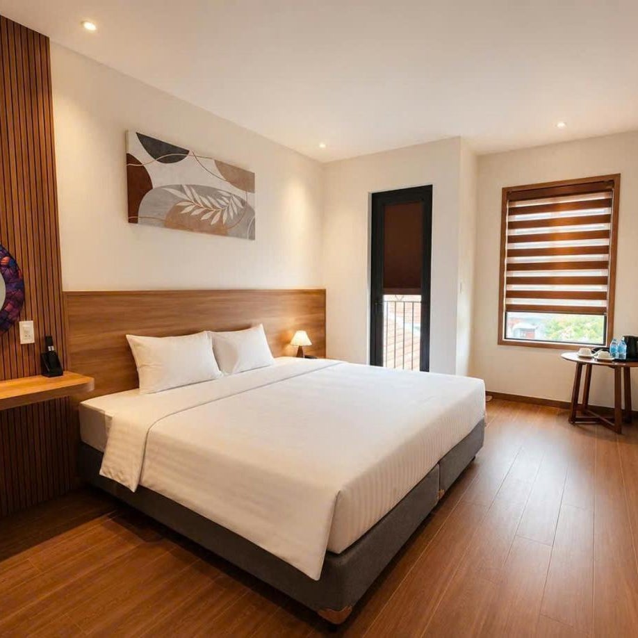 Rosalie II Quảng Bình Hotel