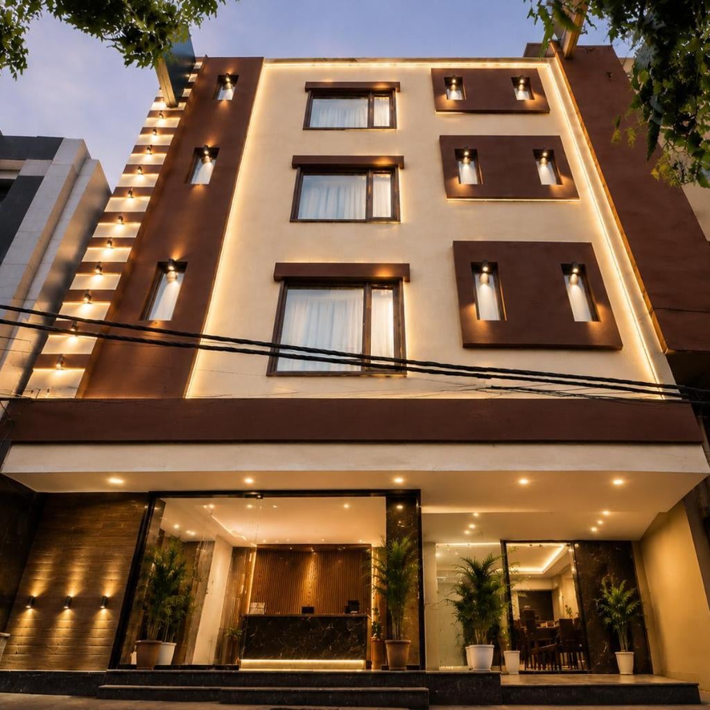 Star in Hotel Near Delhi Airport Free Airport Pickup