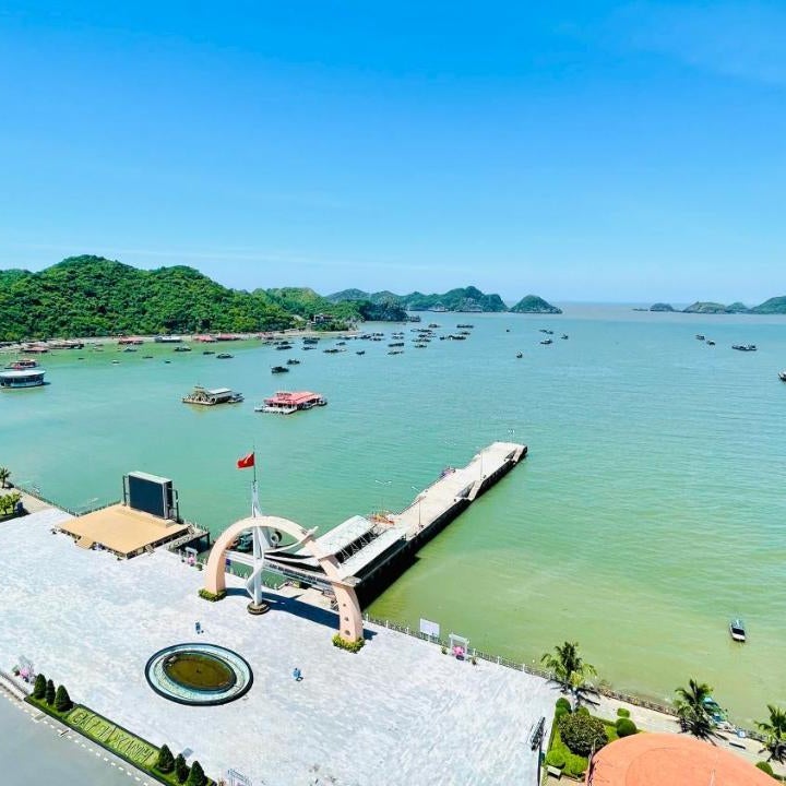 Sea Pearl Cat Ba Hotel