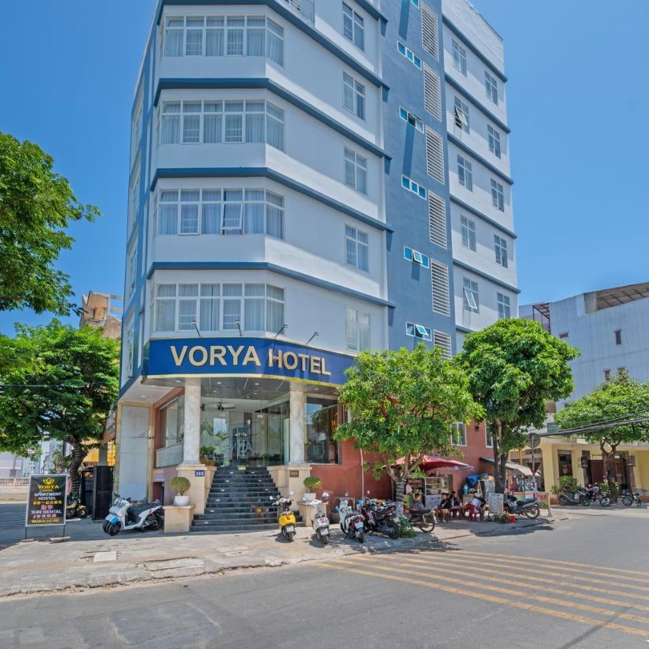 Vorya Hotel Danang Beach 