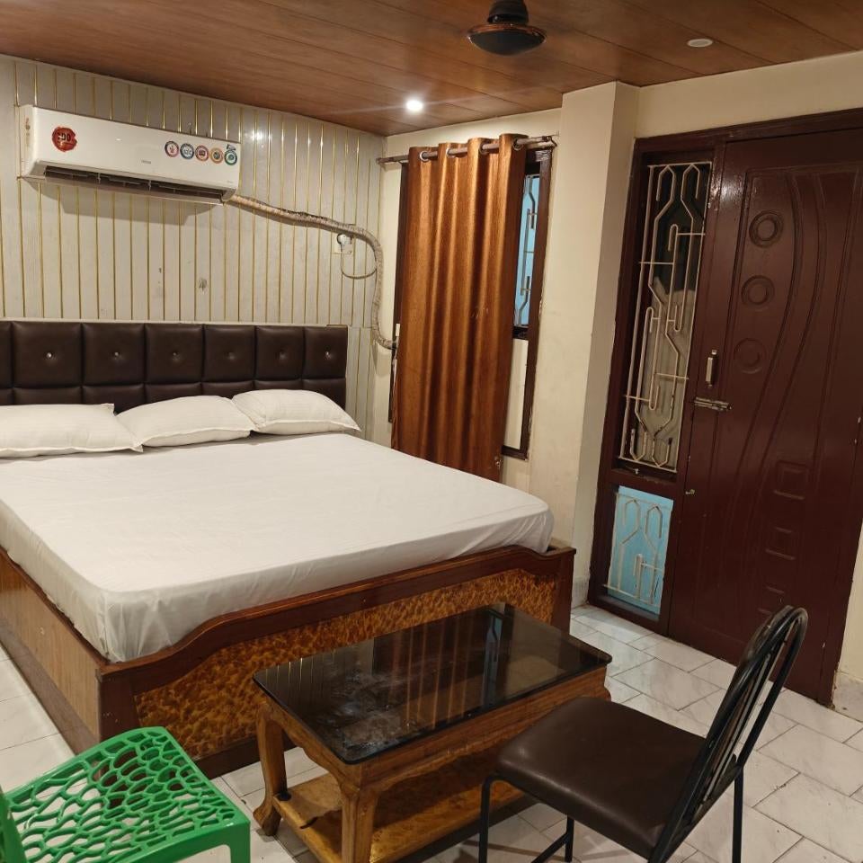 HoTEL SAI SIDDHARTHA