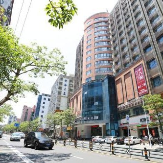 Metropolo Hainan Provincial Government Riyue Duty Free Hotel