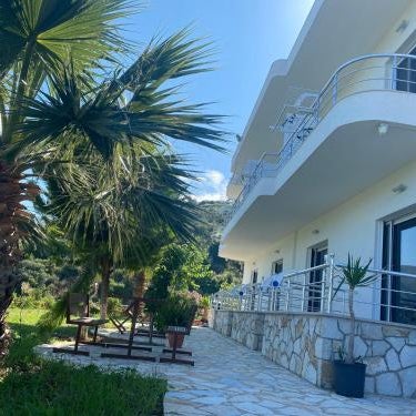 Hotel Mesun Himare Thumbnail