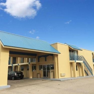 Americas Best Value Inn Schulenburg Thumbnail