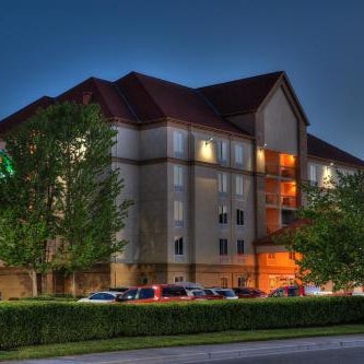 La Quinta Inn & Suites by Wyndham Pigeon Forge Thumbnail
