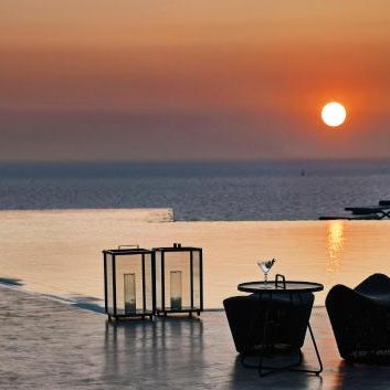 Santo Pure Oia Suites & Villas Thumbnail