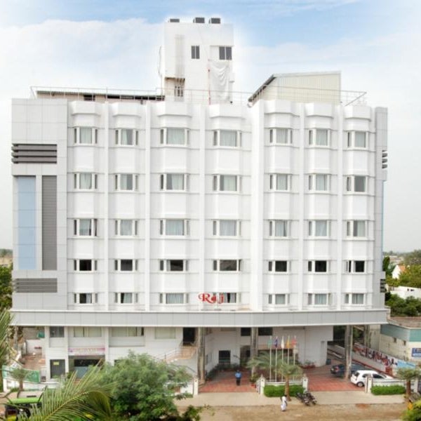 Hotel Raj