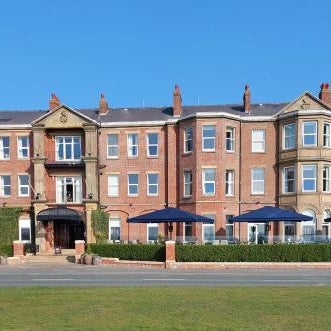Clifton Arms Hotel