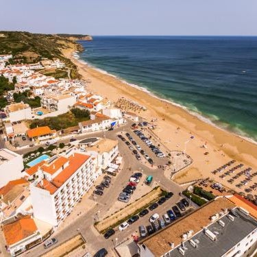 Hotel Residencial Salema Thumbnail