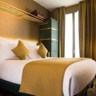 Hotel Whistler Thumbnail