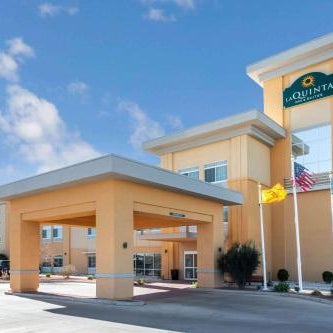 La Quinta Inn & Suites by Wyndham Artesia Thumbnail