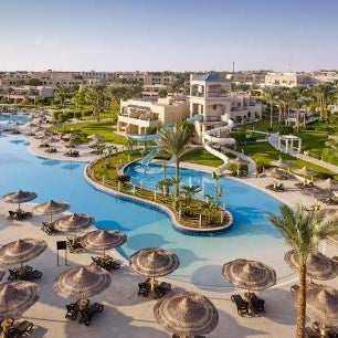 Coral Sea Holiday Resort & Aqua Park