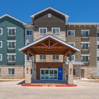 Soka Suites Dallas - Las Colinas