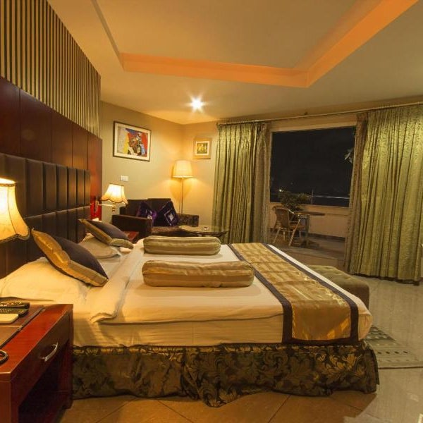 Hotel Gateway Grandeur