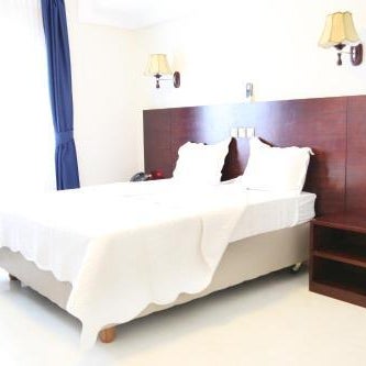 Hôtel La Rose Blanche Abidjan Thumbnail